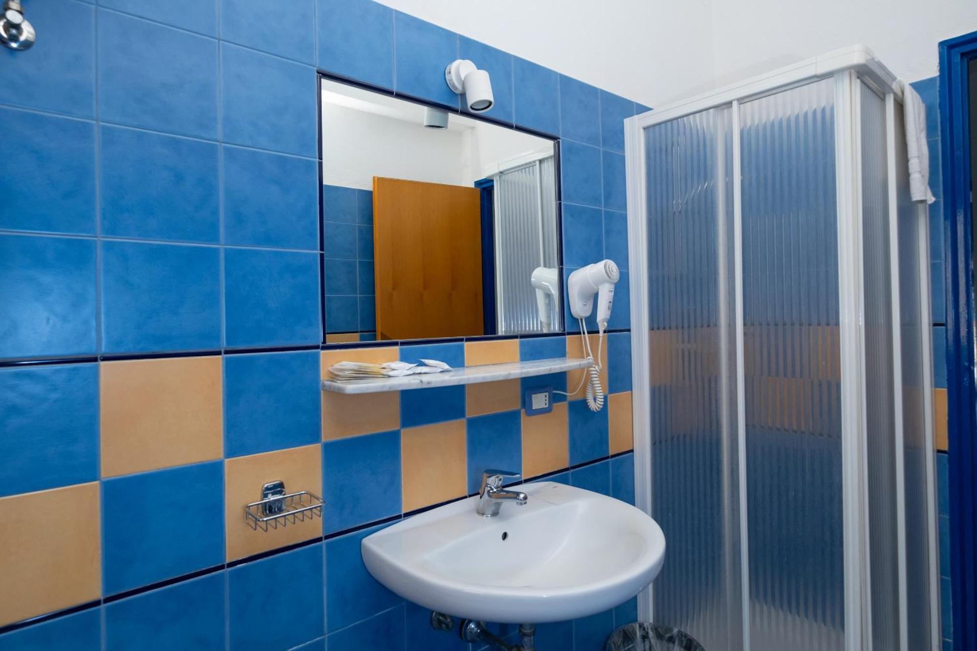 אפרטהוטל מסינה Oasi Azzurra מראה חיצוני תמונה